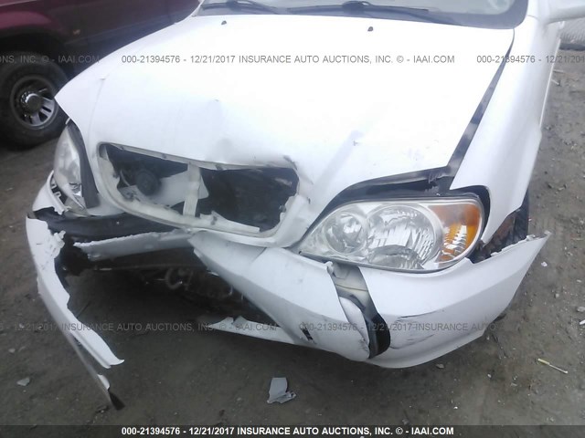 KNDUP131856666762 - 2005 KIA SEDONA EX/LX WHITE photo 6