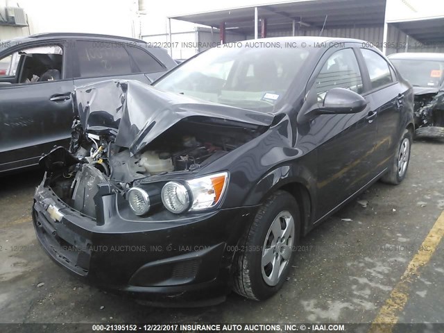 1G1JA5SH2E4153053 - 2014 CHEVROLET SONIC LS BLACK photo 2