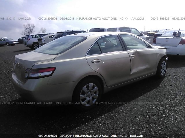 4T4BF3EK9BR127250 - 2011 TOYOTA CAMRY SE/LE/XLE GOLD photo 4