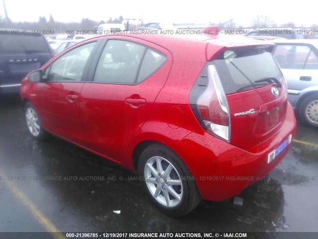 JTDKDTB36F1093907 - 2015 TOYOTA PRIUS C RED photo 3