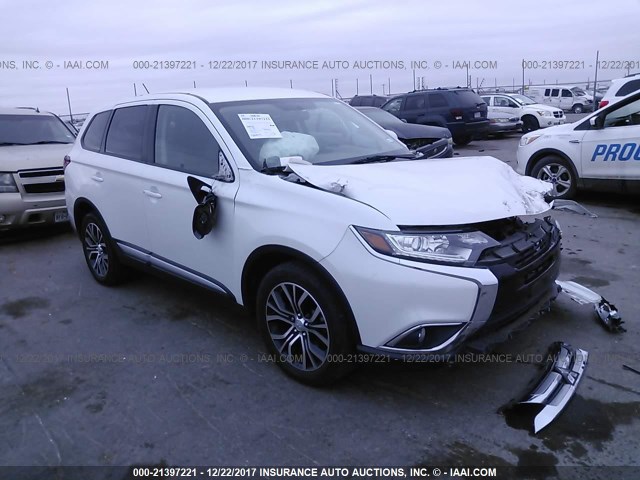 JA4AZ3A39GZ004505 - 2016 MITSUBISHI OUTLANDER SE/SEL WHITE photo 1