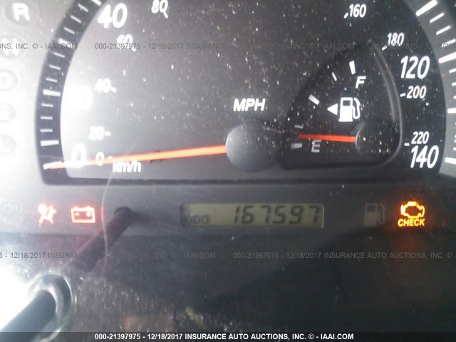 4T1BE32KX4U932596 - 2004 TOYOTA CAMRY LE/XLE/SE SILVER photo 7