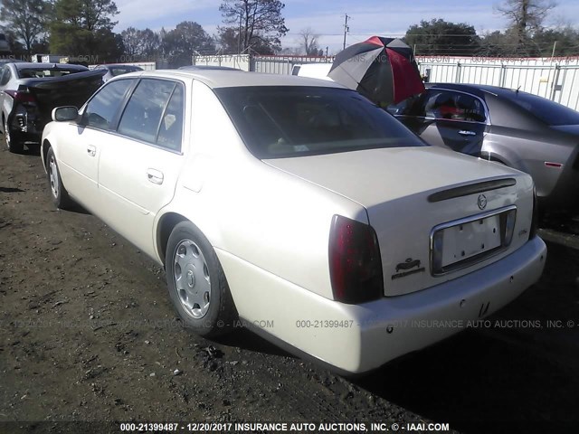 1G6KE57Y62U180800 - 2002 CADILLAC DEVILLE DHS CREAM photo 3