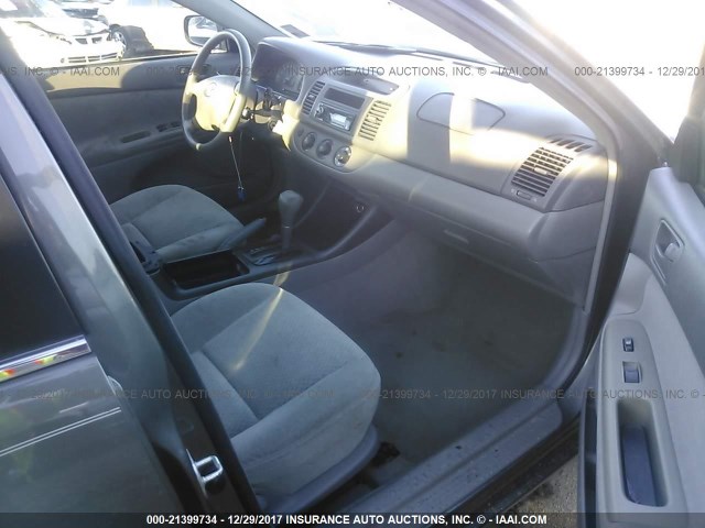 4T1BE32K63U711169 - 2003 TOYOTA CAMRY LE/XLE/SE Boz foto 5
