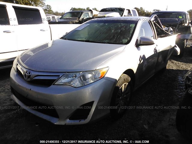 4T1BF1FK2EU395008 - 2014 TOYOTA CAMRY L/SE/LE/XLE 银色 照片 2