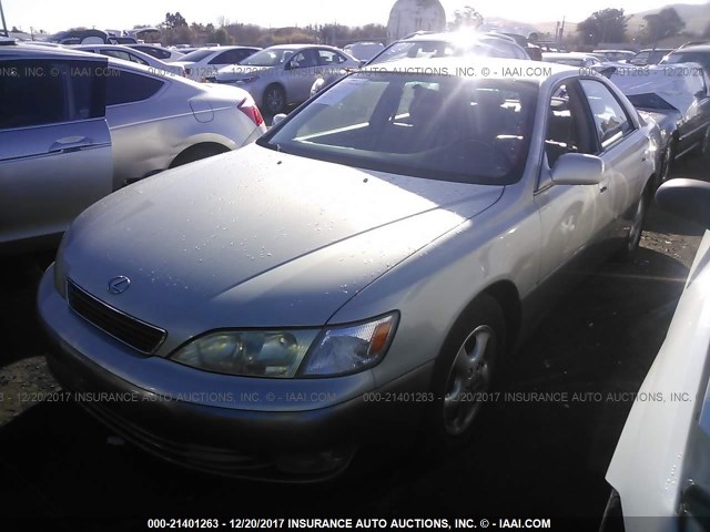 JT8BF28G6X0228744 - 1999 LEXUS ES 300 BEIGE photo 2