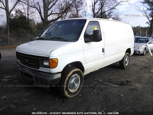 1FTSE34L74HB42384 - 2004 FORD ECONOLINE E350 SUPER DUTY VAN WHITE photo 2