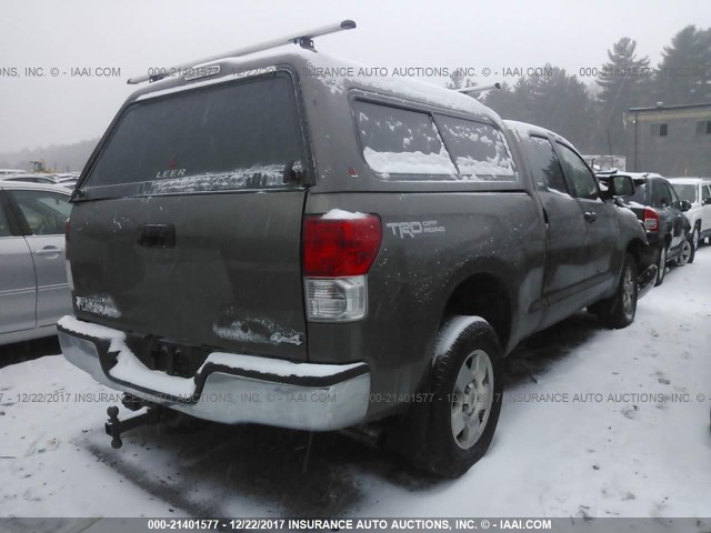 5TFUM5F12DX040564 - 2013 TOYOTA TUNDRA DOUBLE CAB SR5 GRAY photo 4