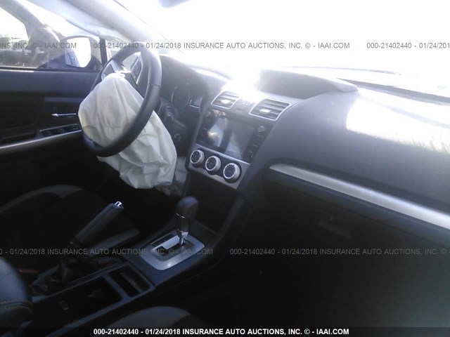 JF2GPADC3GH328871 - 2016 SUBARU CROSSTREK PREMIUM ნაცრისფერი ფოტო 5