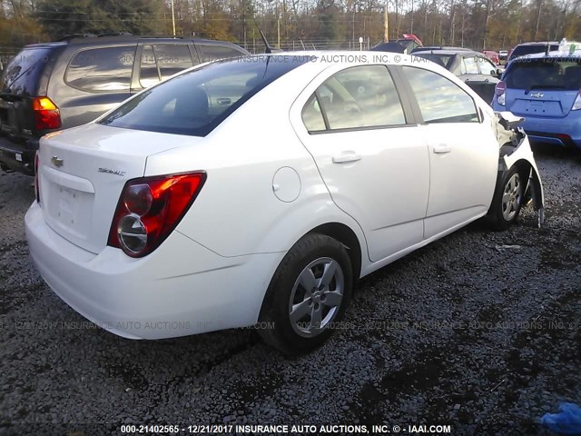 1G1JA5SH1E4244203 - 2014 CHEVROLET SONIC LS WHITE photo 4