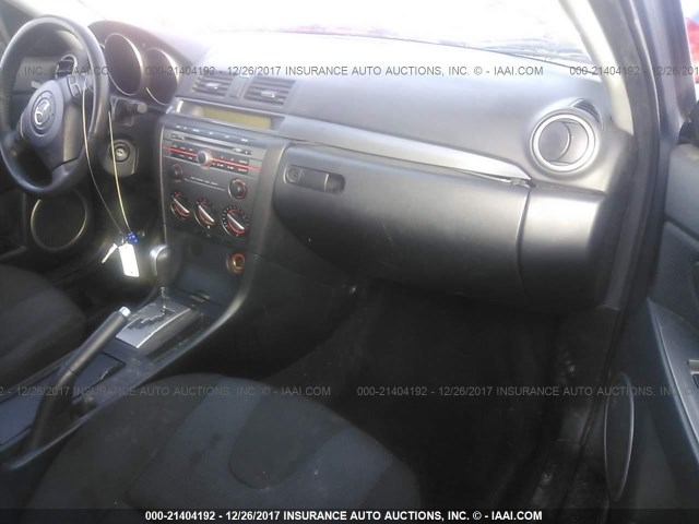 JM1BK344381818703 - 2008 MAZDA 3 HATCHBACK GRAY photo 5