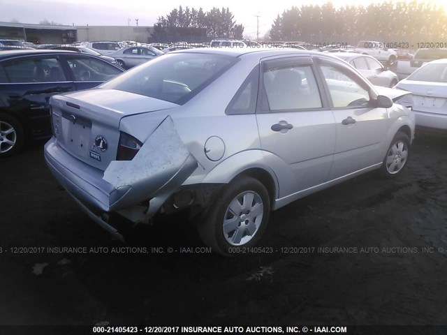 1FAFP34N67W255911 - 2007 FORD FOCUS ZX4/S/SE/SES 银色 照片 4