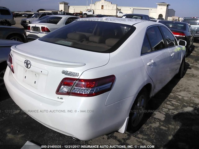 4T1BK3EK8AU603413 - 2010 TOYOTA CAMRY SE/LE/XLE WHITE photo 4