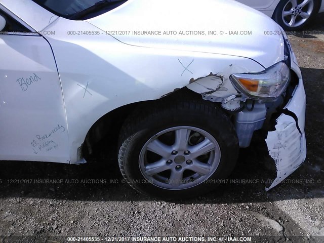 4T1BK3EK8AU603413 - 2010 TOYOTA CAMRY SE/LE/XLE WHITE photo 6