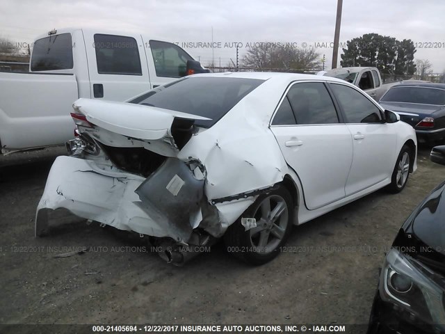 4T1BF1FKXCU113954 - 2012 TOYOTA CAMRY SE/LE/XLE WHITE photo 4