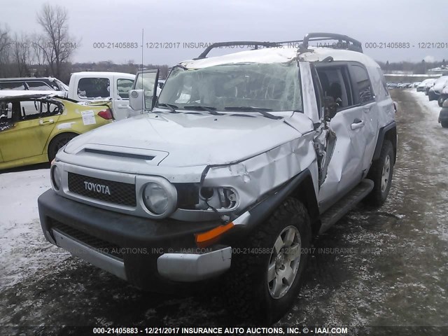 JTEBU11FX70048844 - 2007 TOYOTA FJ CRUISER SILVER photo 6