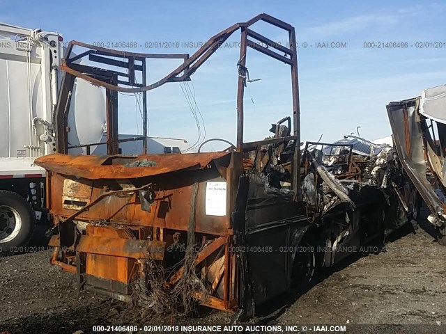 4UZ6XFBC0XCB54215 - 1999 FREIGHTLINER XC B2 CONVENTIONAL BROWN photo 2