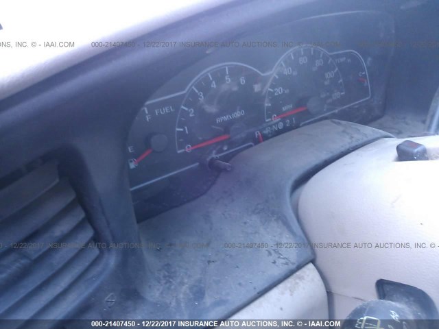 2FMZA51472BB49229 - 2002 FORD WINDSTAR LX GRAY photo 7