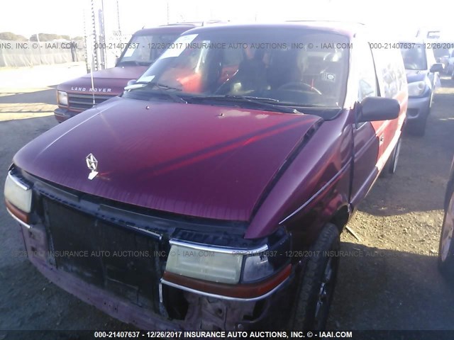 1P4GH4431SX585681 - 1995 PLYMOUTH GRAND VOYAGER SE RED photo 2