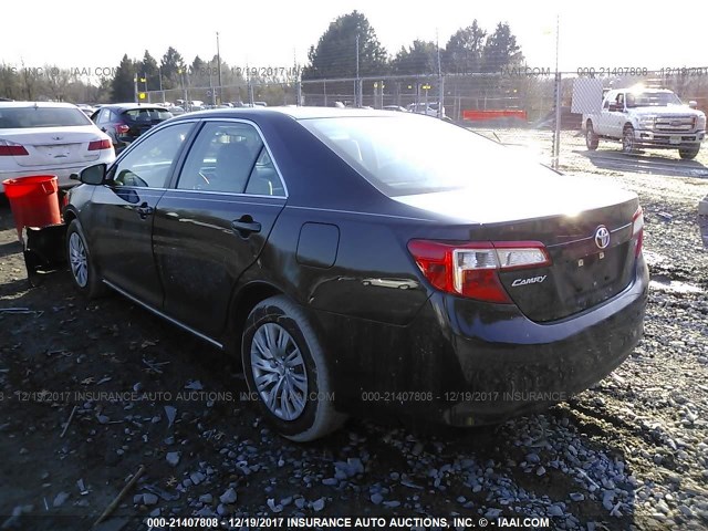 4T1BF1FK4EU422645 - 2014 TOYOTA CAMRY L/SE/LE/XLE 黑色 照片 3