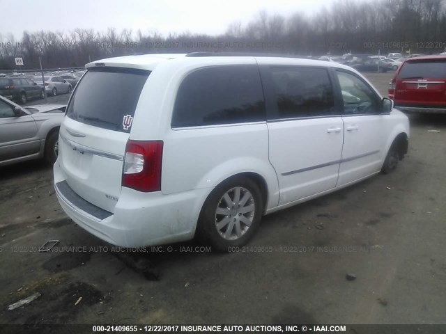 2C4RC1BG0FR588379 - 2015 CHRYSLER TOWN & COUNTRY TOURING WHITE photo 4