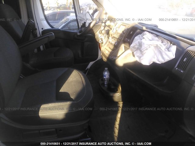 3C6TRVDG6HE530782 - 2017 RAM PROMASTER 2500 2500 HIGH WHITE photo 5