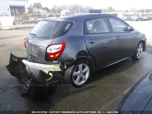 2T1KE40E99C009246 - 2009 TOYOTA COROLLA MATRIX S GRAY photo 4