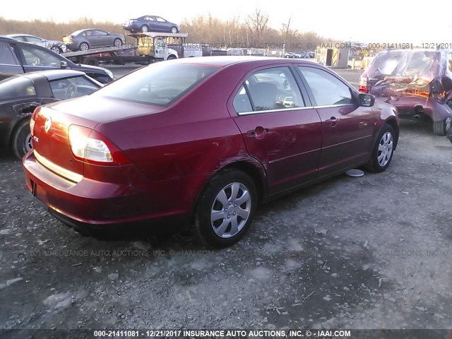 3MEHM07Z16R621492 - 2006 MERCURY MILAN RED photo 4