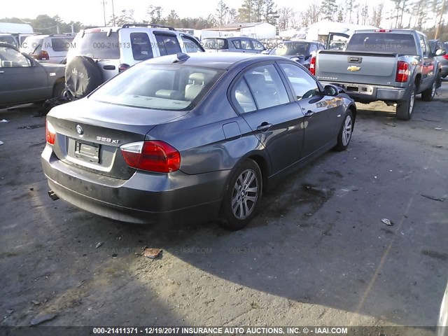 WBAVC73597KP31017 - 2007 BMW 328 XI SULEV GRAY photo 4