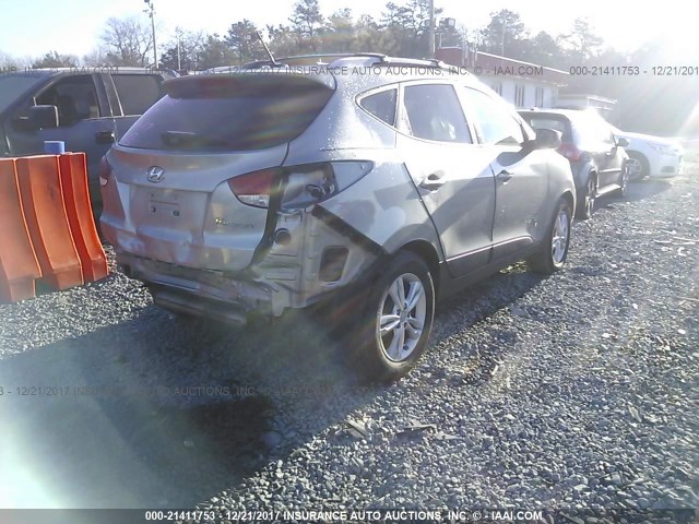 KM8JU3AC8CU516943 - 2012 HYUNDAI TUCSON GLS/LIMITED GRAY photo 4