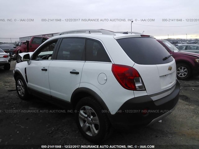 3GNAL2EK6ES672105 - 2014 CHEVROLET CAPTIVA LS WHITE photo 3