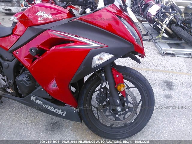 JKAEX8A19GDA26636 - 2016 KAWASAKI EX300 A RED photo 5