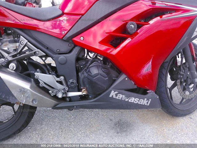 JKAEX8A19GDA26636 - 2016 KAWASAKI EX300 A RED photo 8