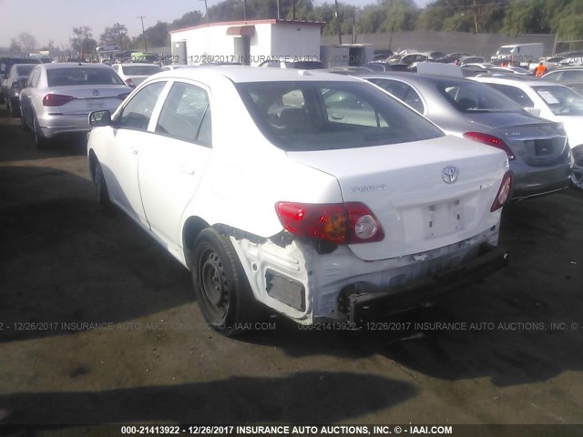 JTDBL40E999042727 - 2009 TOYOTA COROLLA LE/XLE WHITE photo 3