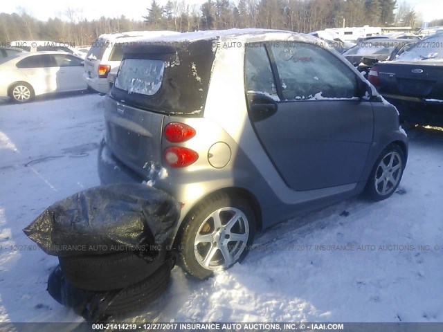 WMEEK3BA8DK585302 - 2013 SMART FORTWO PASSION 银色 照片 4