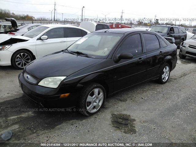 1FAFP34N57W295381 - 2007 FORD FOCUS ZX4/S/SE/SES 黑色 照片 2
