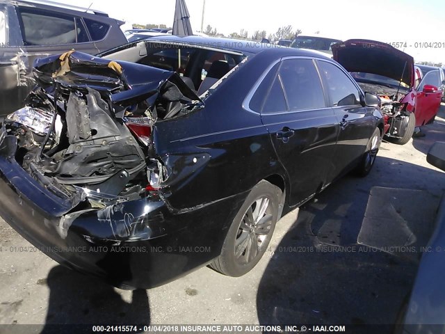 4T1BF1FK5FU979453 - 2015 TOYOTA CAMRY LE/XLE/SE/XSE BLACK photo 4