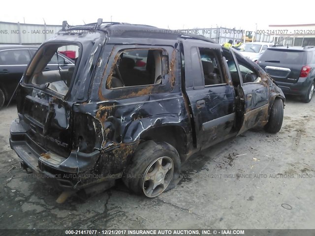 1GNES16S546108915 - 2004 CHEVROLET TRAILBLAZER EXT LS/EXT LT BLACK photo 4