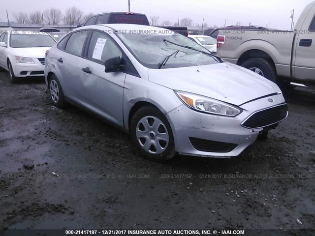 1FADP3E22GL402111 - 2016 FORD FOCUS S SILVER photo 1