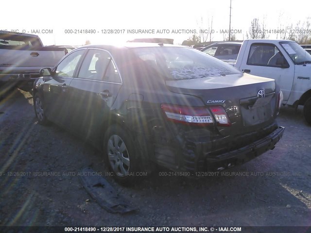 4T1BF3EK9BU771390 - 2011 TOYOTA CAMRY SE/LE/XLE GRAY photo 3