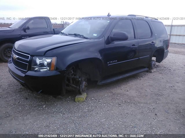 1GNFC13C07J405526 - 2007 CHEVROLET TAHOE C1500 BLACK photo 2