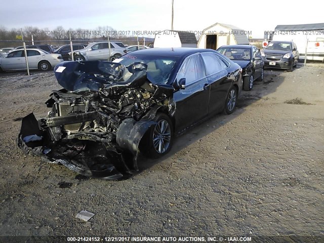 4T1BF1FK7GU131625 - 2016 TOYOTA CAMRY LE/XLE/SE/XSE BLACK photo 2