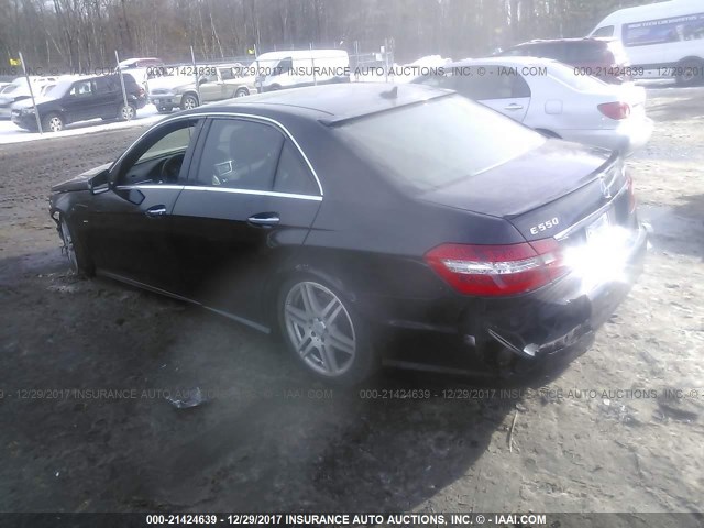 WDDHF9AB7AA128310 - 2010 MERCEDES-BENZ E 550 4MATIC BLACK photo 3