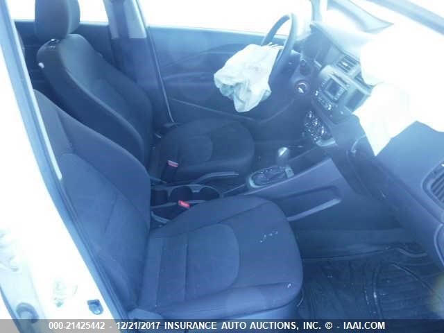 KNADM4A31E6348882 - 2014 KIA RIO LX Սպիտակ լուսանկար 5