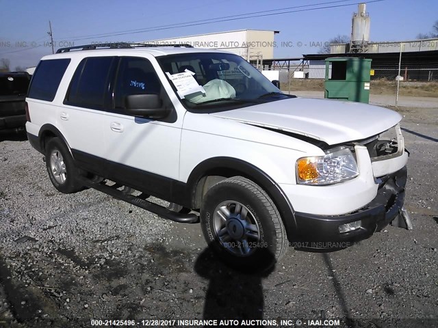 1FMPU15585LB09868 - 2005 FORD EXPEDITION XLT WHITE photo 1