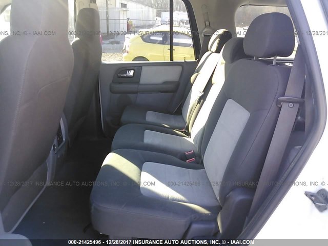 1FMPU15585LB09868 - 2005 FORD EXPEDITION XLT თეთრი ფოტო 8