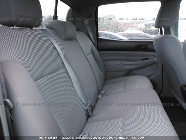 5TFLU4EN4DX052497 - 2013 TOYOTA TACOMA DOUBLE CAB ნაცრისფერი ფოტო 8
