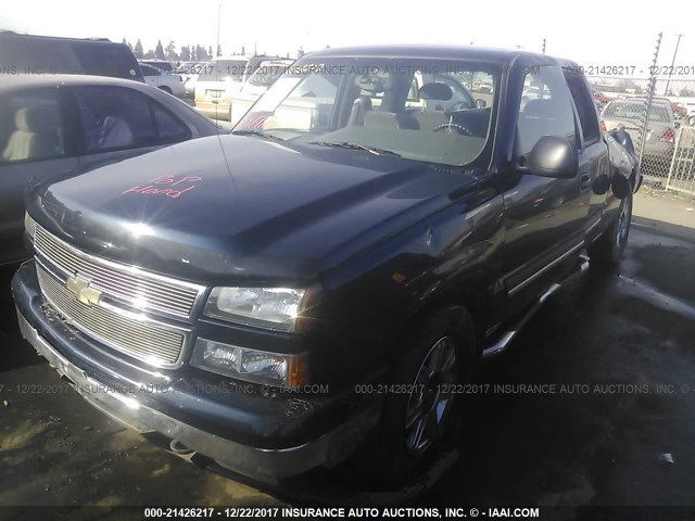 2GCEC19V861304188 - 2006 CHEVROLET SILVERADO C1500 BLUE photo 2