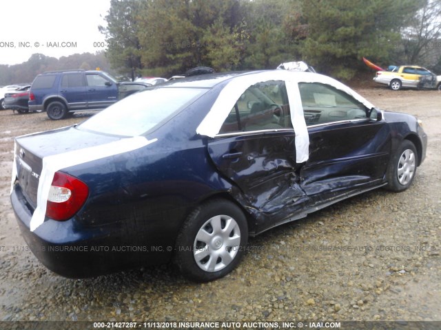 4T1BE32K63U664600 - 2003 TOYOTA CAMRY LE/XLE/SE BLUE photo 4