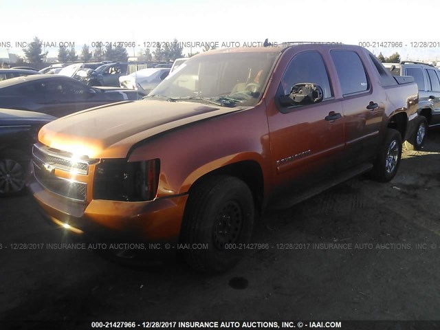 3GNEC120X7G155166 - 2007 CHEVROLET AVALANCHE C1500 ORANGE photo 2